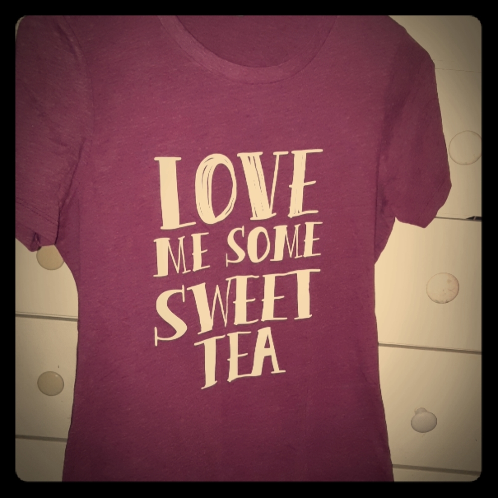 Euc Next level apparel sweet tea tshirt